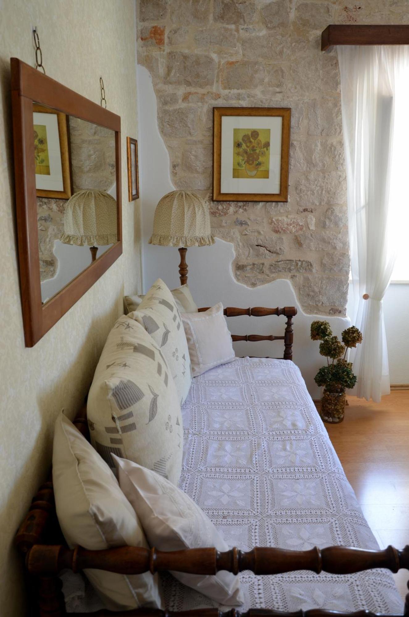 Apartamento Castel Nonna Franka Sutivan Exterior foto