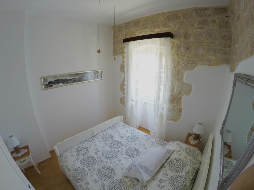 Apartamento Castel Nonna Franka Sutivan Exterior foto
