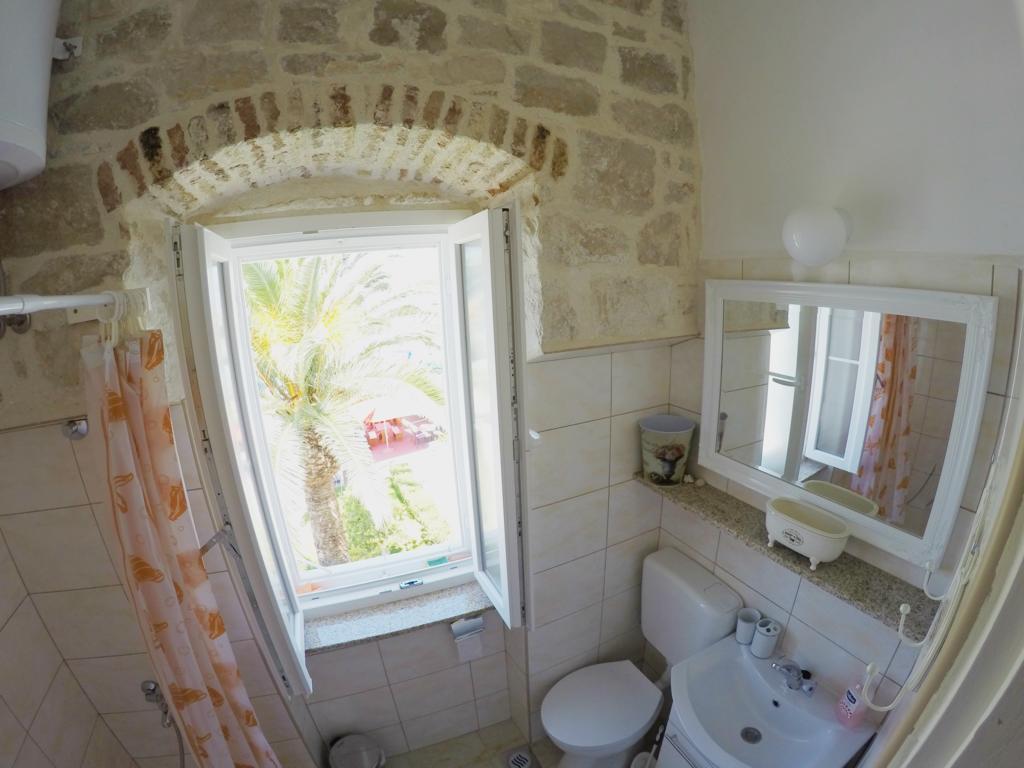 Apartamento Castel Nonna Franka Sutivan Exterior foto
