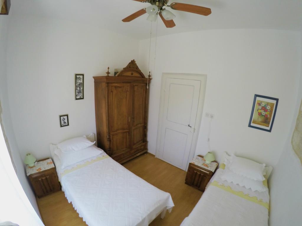 Apartamento Castel Nonna Franka Sutivan Exterior foto